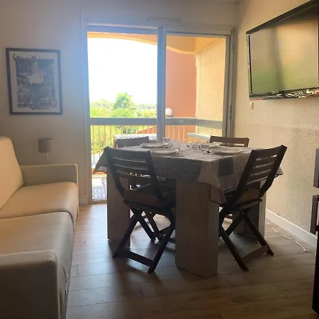 Bel Avec Terrasse Entre Et Port * Agde