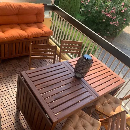 Bel Avec Terrasse Entre Et Port Apartment